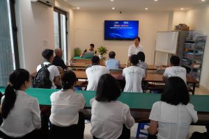 Hiệu trưởng HTT Master phát biểu lễ khai giảng ngành ô tô